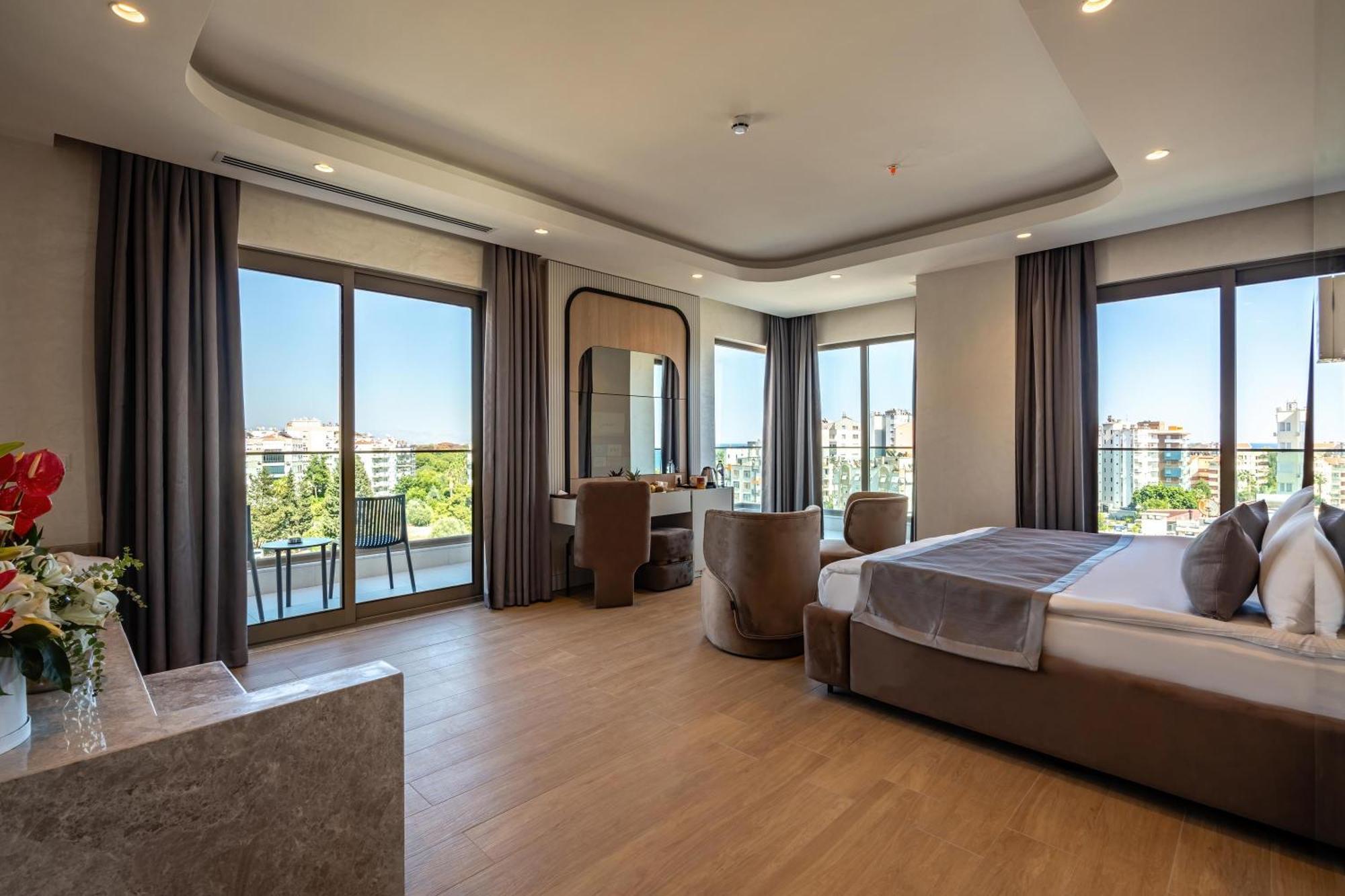 Awen Lara Hotel Antalya Exterior foto